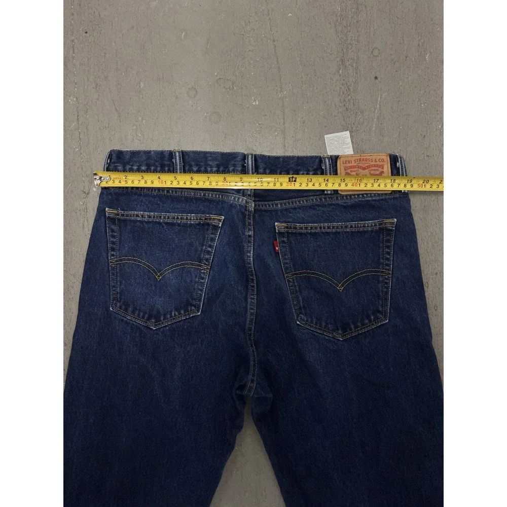 Levi's 505 Men's‎ Jeans Size 38 x 34 Blue Straight Leg Denim Classic Five Pocket